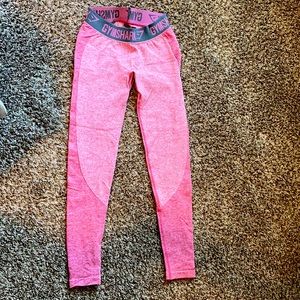 Pink gymshark leggings!